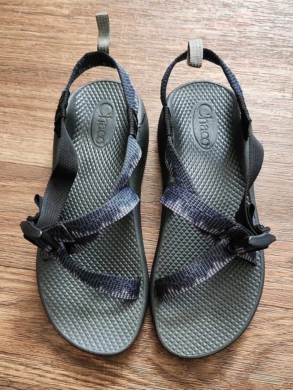 Chaco Women Z/1 Classic Sandals Size 6 Amp Navy (Big Kids Size 4)